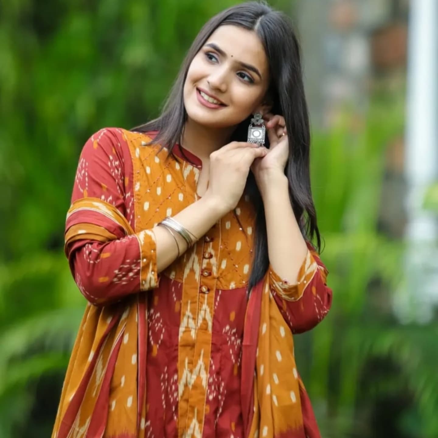 Ikkat Print Stylish Kurti With Pant And Dupatta Set