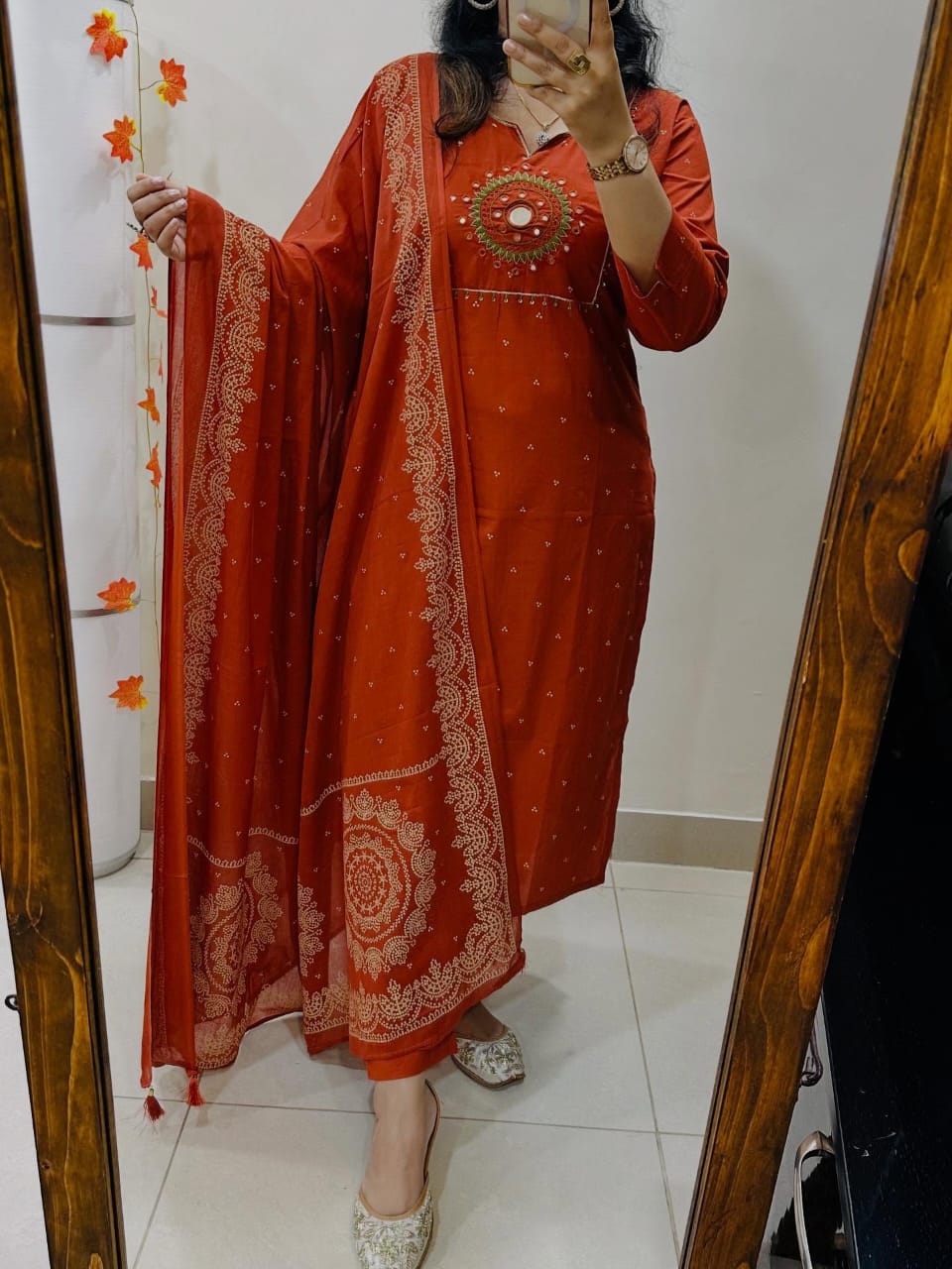 Rust Discharge Kurti With Pant And Dupatta Set