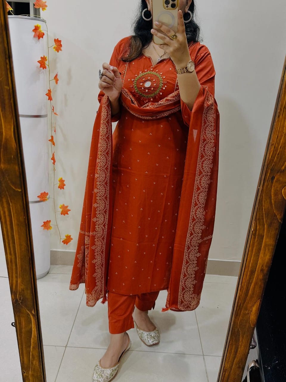 Rust Discharge Kurti With Pant And Dupatta Set