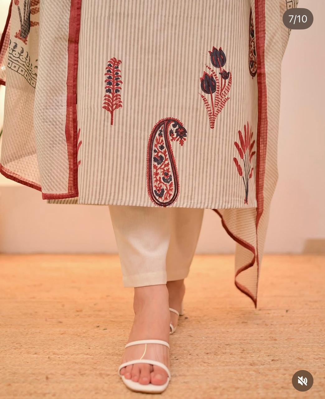 Floral Print Kurti With Pant And Dupatta Suit Set